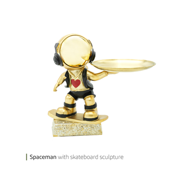 مجسمه spaceman with skateboard وایت پلیت کد 94.22001 یک عددی
